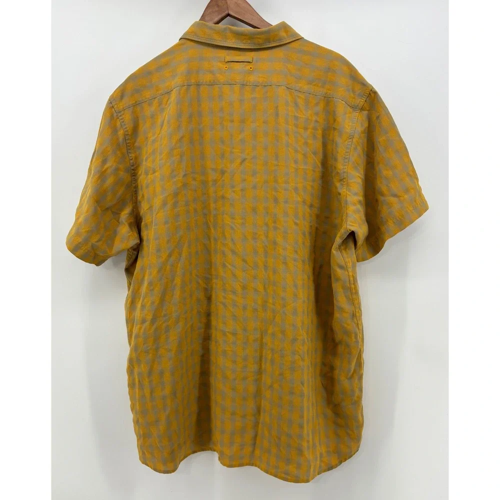 The North Face Short Sleeve Button Down Shirt Men's XXL Gold Plaid Hiking